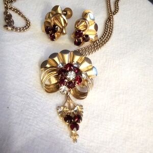Red Rhinestone Necklace and Earring Set/Vintage
